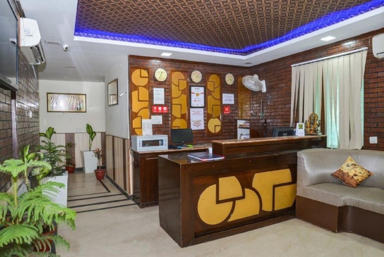 Del Fox Hotel, Delhi Airport 뉴델리 외부 사진